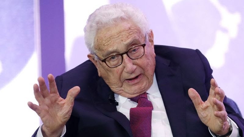 Henry Kissinger, a towering figure in American foreign policy, dies at 100