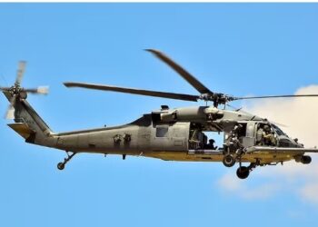 US Navy Recovers Crashed Blackhawk from Mediterranean Depths