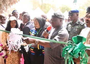 Gov. Kefas Commissions New  ACReSAL Office Block In Jalingo 