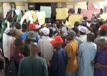 Hardship: Taraba Workers Join Colleagues In Protest 
