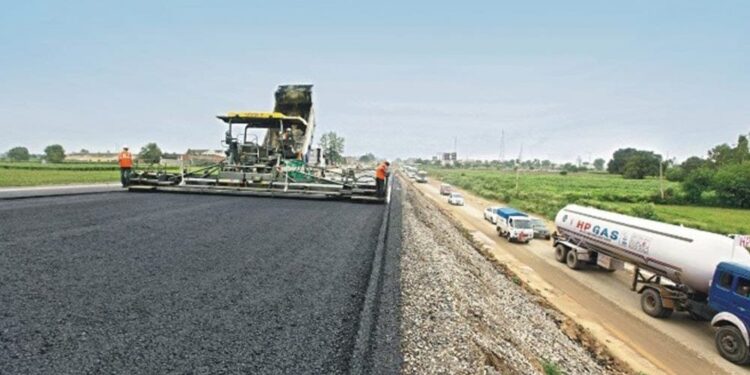 Lagos-Calabar Coastal Highway: FGN Begins Demolition Of Properties Along Right Of Way