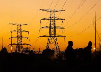 Total Blackout As Labour Shuts Down National Grid