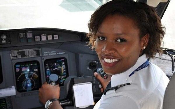 Nigerian Female Pilot Makes History with Qatar Airways