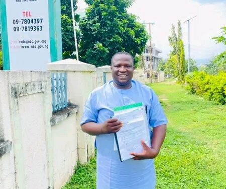 CEO, Taraba News TV Commends President Tinubu for Granting Him Licence