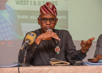 Minister Threatens Sack Of Defaulting FERMA Contractors, Commissions Street Light Project