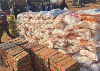 Bountiful Christmas as Senator Echocho Distributes Rice to Kogi East Families