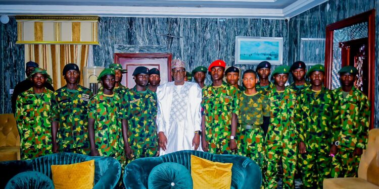 Defence Minister , Matawalle Tasks 87RRI Recruits on Honor and Integrity