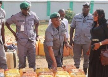 Nigeria Customs to auction seized petrol at ₦400 per litre