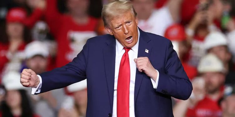 Colombia agrees to accept deportation flights after Trump’s tariffs threat