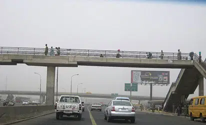 Lagos Government Shuts Oshodi Pedestrian Bridge Over Safety Concerns