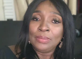 Nigerian-American Woman’s Honesty Shines as She Returns $5700 Found at Work