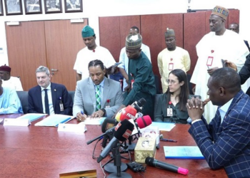 EFCC Returns $132,362, N78.5m To Foreign Fraud Victims