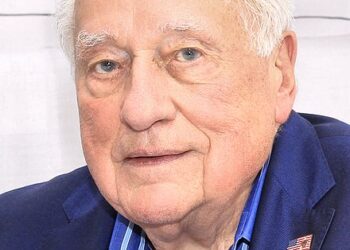 Secret Service Agent Who Tried to Save JFK Dies at 93