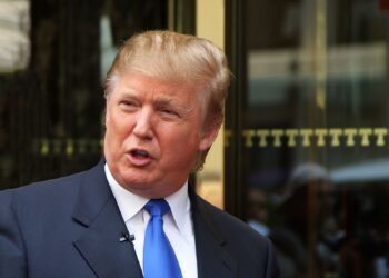 Trump Tightens Rules on Chinese Investments in US Technology