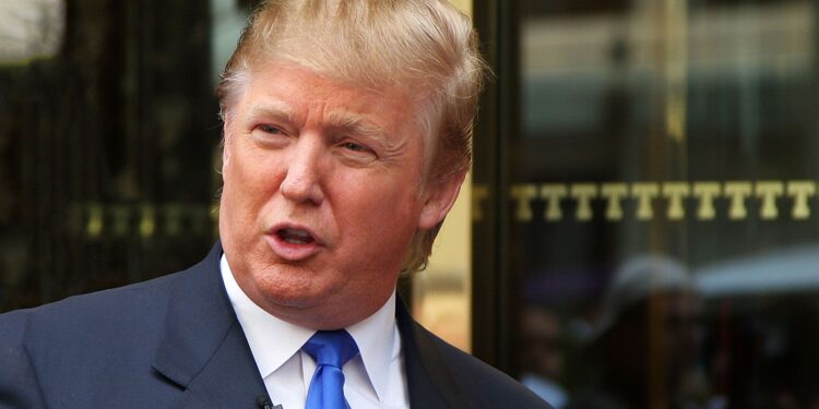 Trump Tightens Rules on Chinese Investments in US Technology