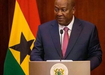 Ghana’s President Mahama Bans First-Class Travel for Government Appointees