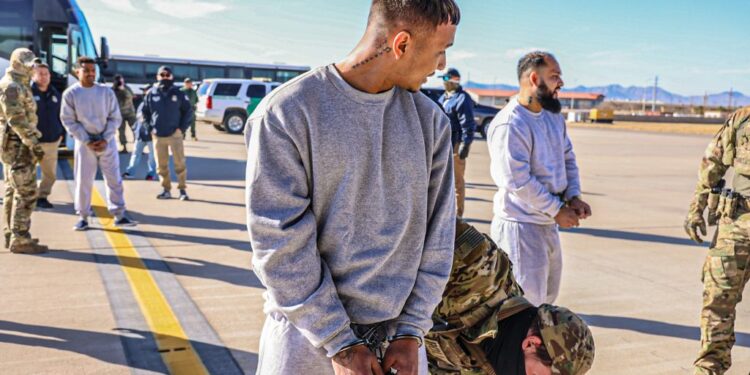 US deports 135 Migrants to Costa Rica