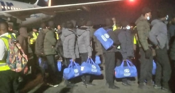 180 Stranded Nigerians Return from Libya