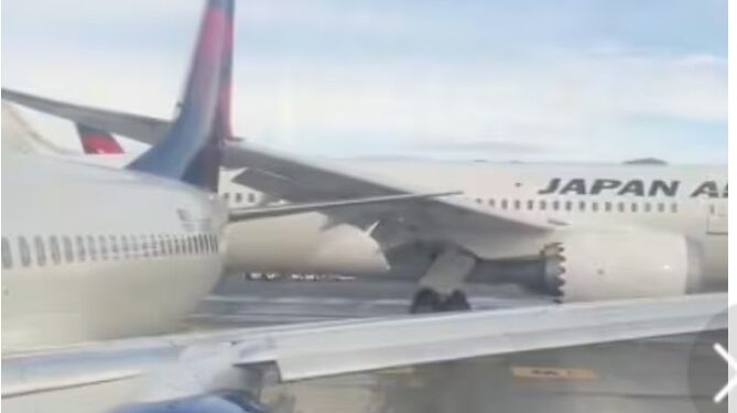 Delta and Japan Airlines planes collide at Seattle Airport