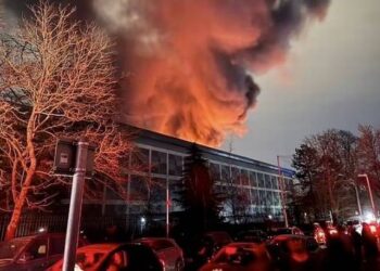 Heathrow Airport Faces Full-Day Closure After Major Power Outage