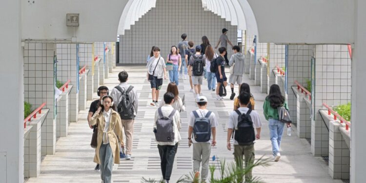 Student Jailed for Using Fake Transcript to Enter Hong Kong University