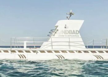 Tourists Flee as Sindbad Submarine Sinks in the Red Sea
