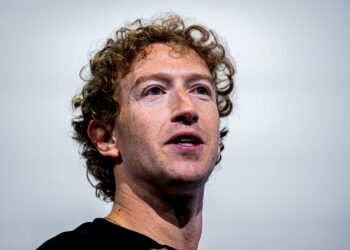 Facebook Users Advised Against Taking Screenshots of Chats