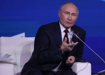Putin Issues Strong Warning Over Trump’s Greenland Plan