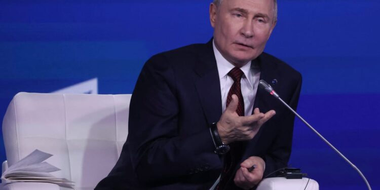 Putin Issues Strong Warning Over Trump’s Greenland Plan