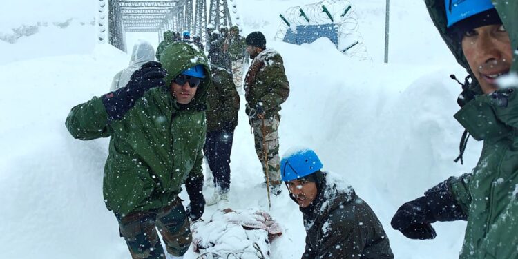 Himalayan Avalanche Traps Construction Workers in Uttarakhand