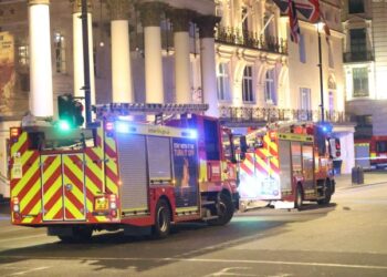 Man Seen on Roof of New Zealand Embassy in London