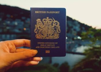 UK Introduces Digital Entry Permits for Travelers