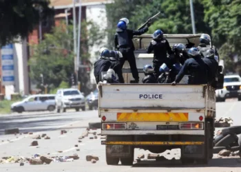 Zimbabwe Shuts Down as Citizens Avoid Streets Amid Protest Calls