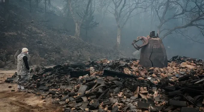 Deadly South Korea Wildfires Destroy Historic Buddhist Temple
