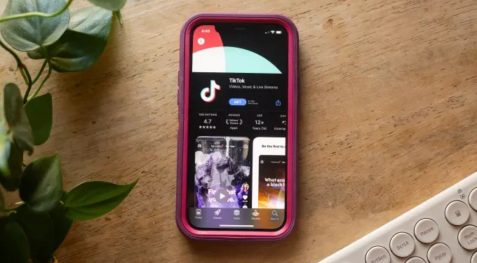 Trump Extends TikTok Ban Deadline as Sale Talks Continue