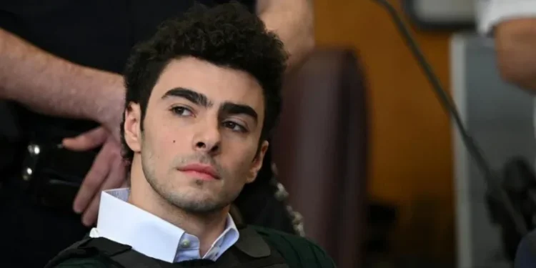 Prosecutors to Seek Death Penalty for Luigi Mangione in Murder of Health Exec