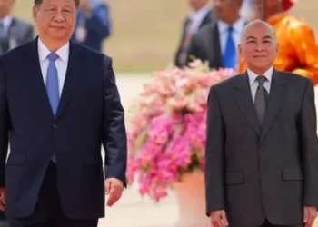 Xi Jinping Ends Southeast Asia Tour with Cambodia Visit to Boost Ties