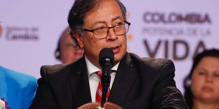 Colombian President Says Palestinians Face Suffering Like Jesus Did