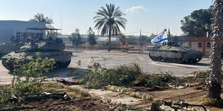 Israel completes siege of Rafah as military tightens grip on southern Gaza