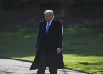 Trump Plans Middle East Tour Focusing on Economic Deals