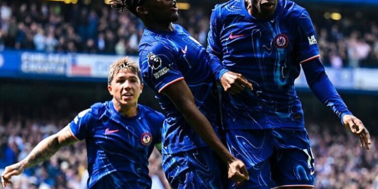 Chelsea Breaks Into Top Four After Narrow Win Over Everton