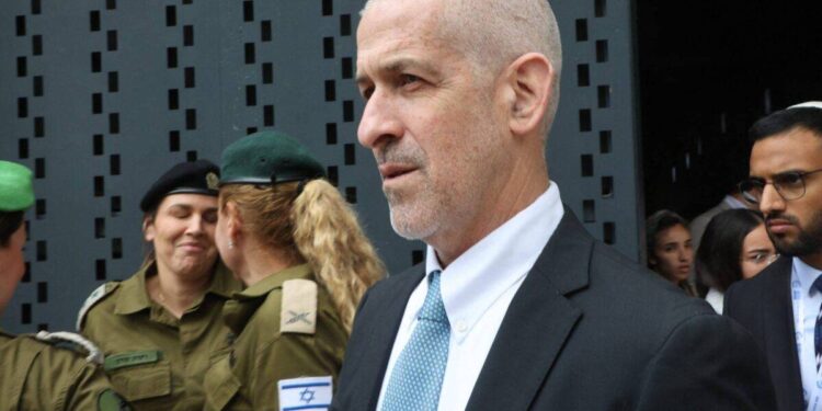 Israeli Spy Chief Stands Ground as Netanyahu Faces Backlash Over Dismissal Attempt