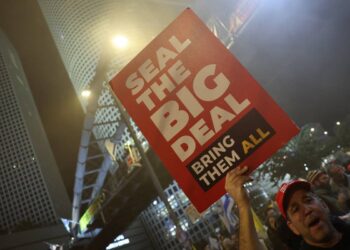 Hamas Offers Full Hostage Release If Israel Ends Gaza War