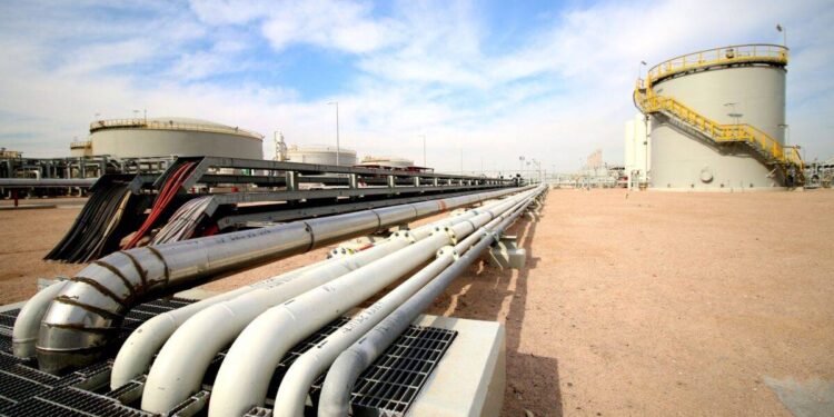 Iraq looks to restart old oil pipeline through Syria amid new talks