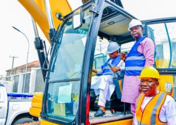 Governor Ododo Unveils Mining Equipment as Kogi Secures 15 Mining Licenses