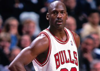 Michael Jordan Says Failure Taught Him to Win