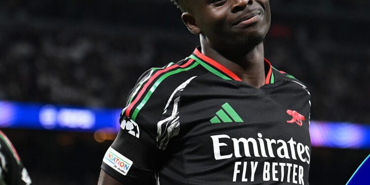 Arsenal’s Saka Shines as Gunners Down Real Madrid 2-1