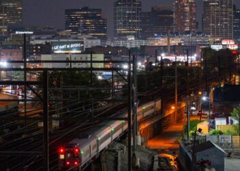 New Jersey Transit Rail Network Shut Down as Engineers Strike Over Pay