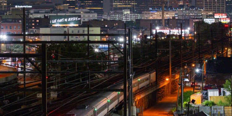 New Jersey Transit Rail Network Shut Down as Engineers Strike Over Pay