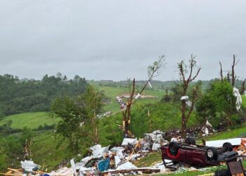 Tornado in Kentucky Leaves 1 Dead, at Least 7 Injured